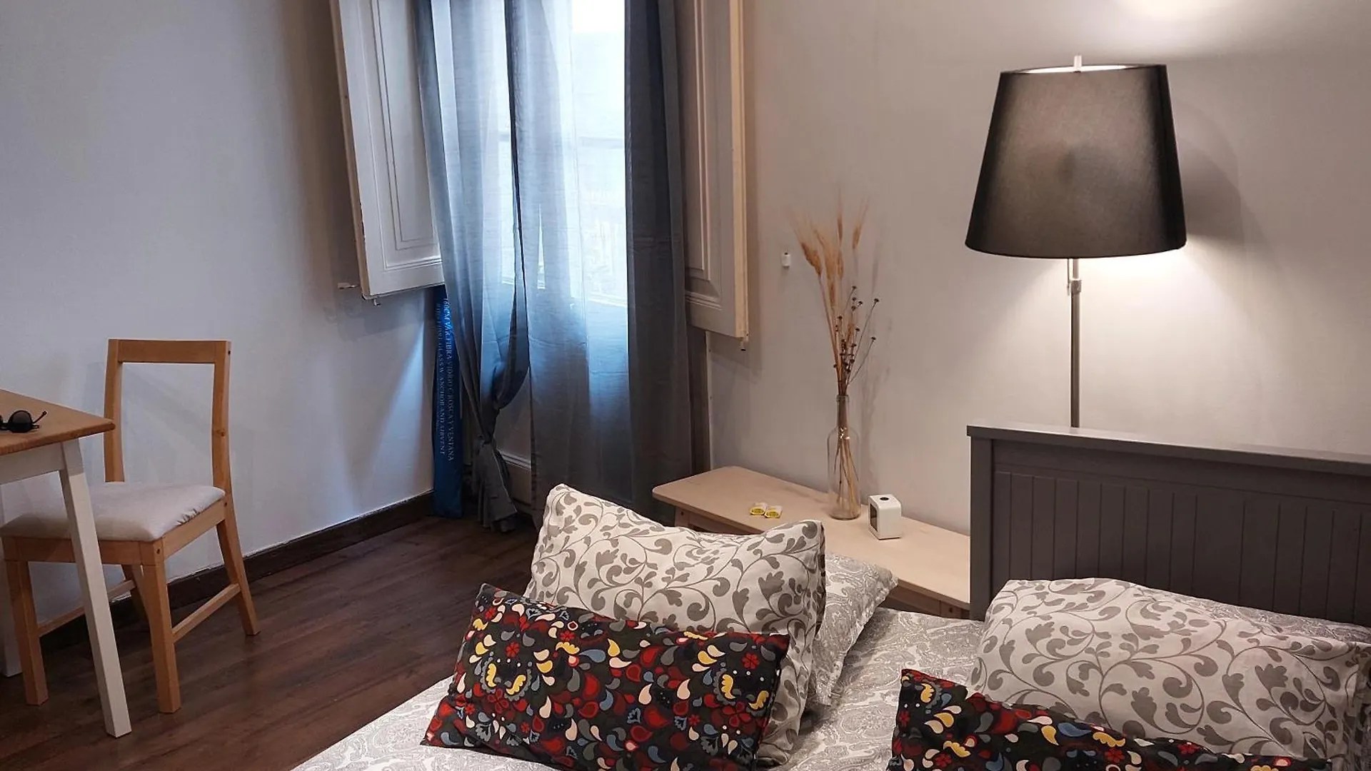 Top Location Gotico Apartment Barcelona